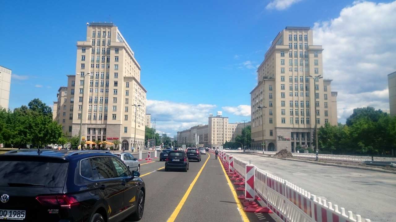 Fahrradstadt Berlin - Verkehrswege-Umbau in Berlin-Mitte